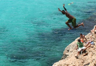 Image representing Cliff Jumping